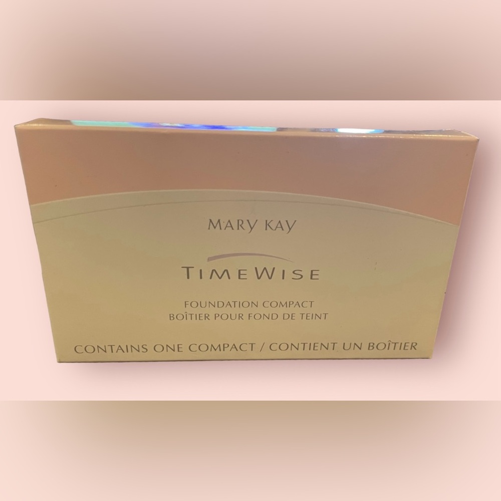 Mary Kay Time Wise Foundation Compact - Picture 5 of 6